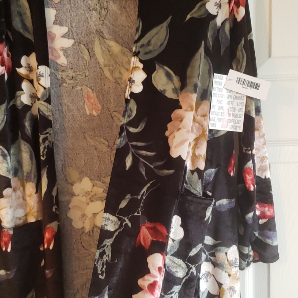 Lularoe S Sarah